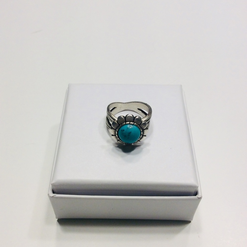 Premier Designs Turquoise Ring - Size 7